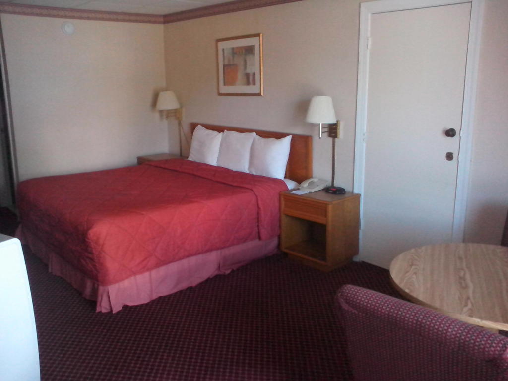 Regency Inn Richmond Dumbarton Zewnętrze zdjęcie