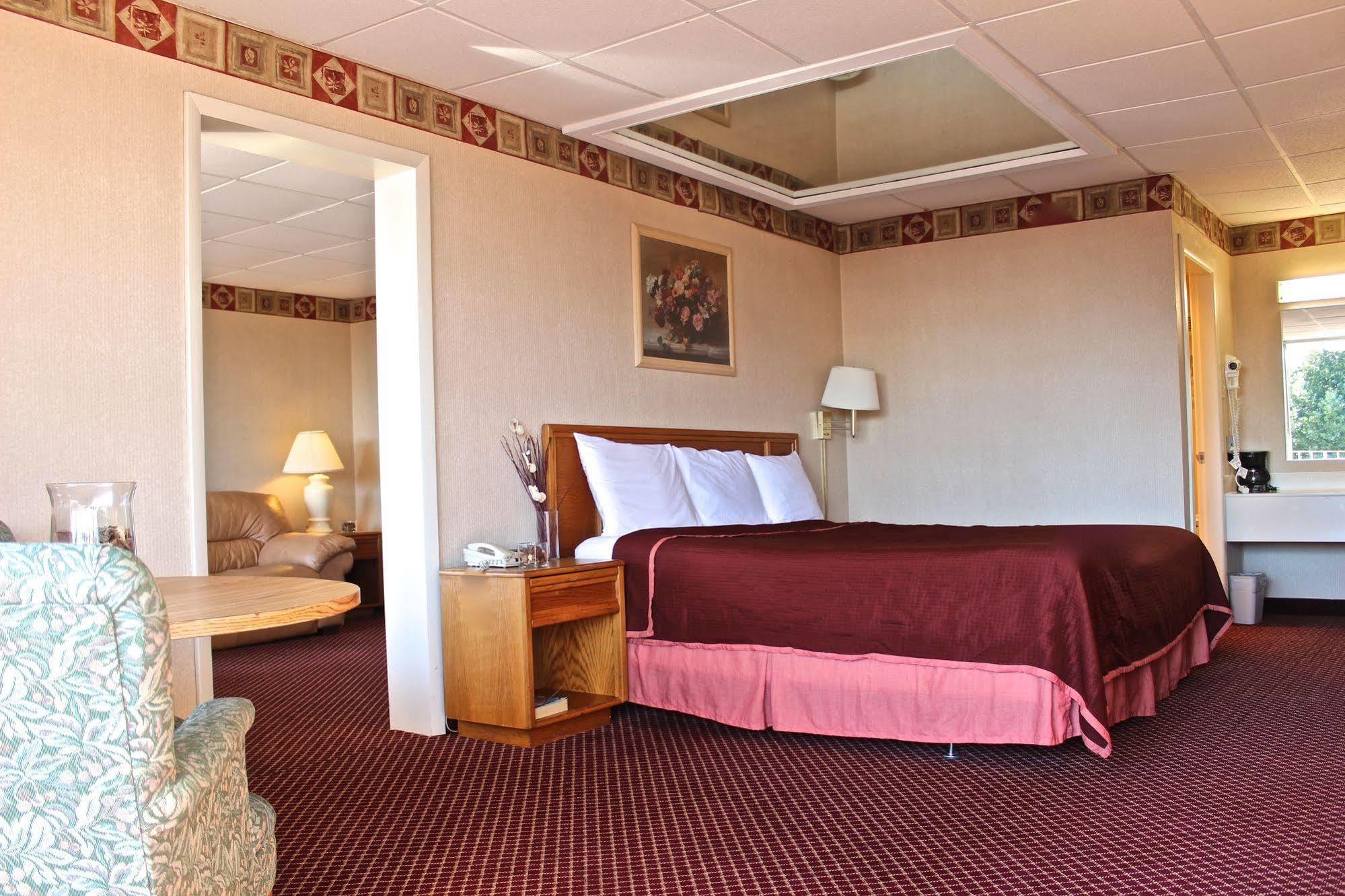Regency Inn Richmond Dumbarton Zewnętrze zdjęcie